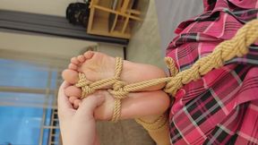 Couples Game, a First-person Perspective Recording the Girlfriend Who Is Bound