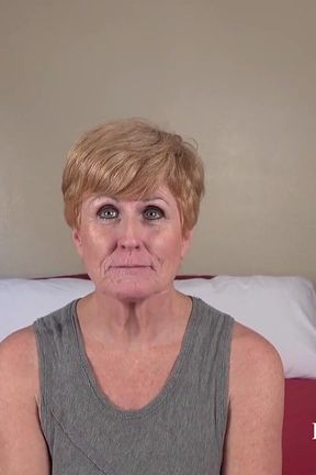 Desperate Amateurs Crimson