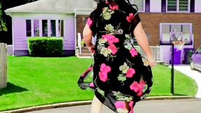 Crossdresser with Big Booty Making You Desire More