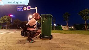 Public Self-bondage Placement （2）