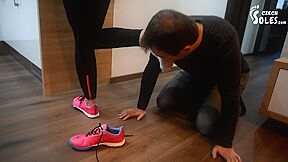 Gorgeous Euro Hottie Gets Stinky Feet Sniffed After Jogging (czech Sol