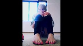 Shemale Veronica training her ass