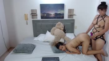 Janne_smith - Janne's Sizzling Strap-On Adventure With Neior