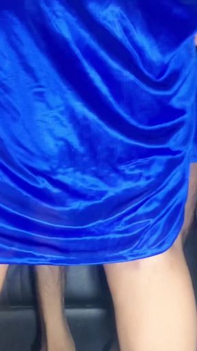 She Feels so Good to Ride This Cock Race She Will Definitely Make My Penis Ejaculate Badly