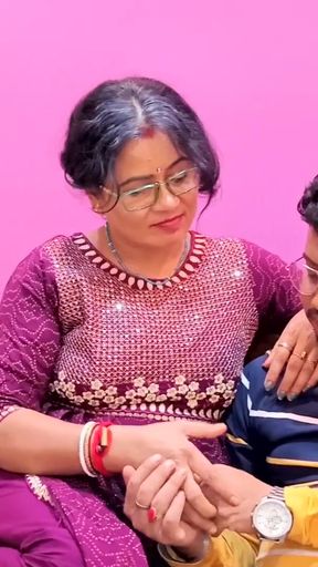 Jab aged teacher ko sara hua pussy fuck karte hain koi student,, thokta hain apne big penis se   Clip 1