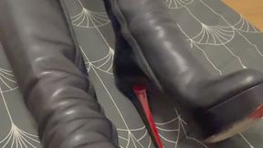 Real leather catsuit makes me horny a real climax.