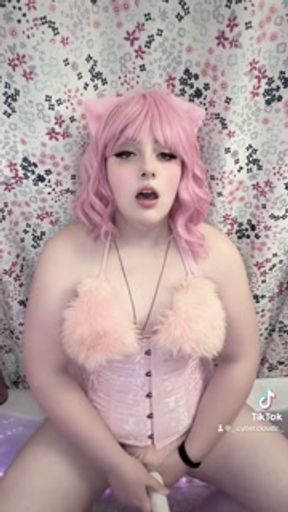 Cat girl plays with vibrator until she cums