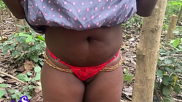 Let’s go pee in the woods ( young milf pee in the woods)
