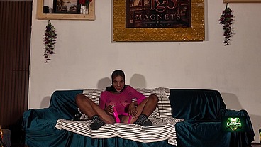 Teen from Gambia gets her creamy pussy fucked