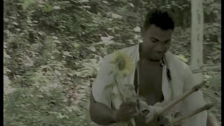 Stor svart kuk Franco Roccaforte knullar blondinen Hana Melonovas trånga röv i bakifrån innan den får en massiv cumshot