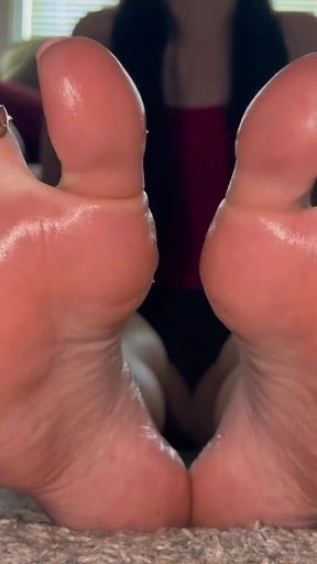 Dominating JOI + Chastity by Ivys Feet