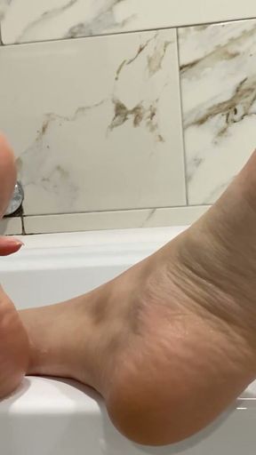 Wet Bare Feet Long Toes Fantasy   Clip 1