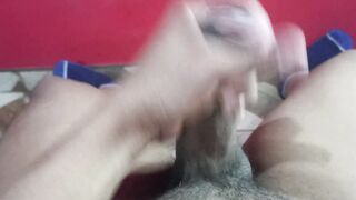 ACTIVO/ MASTURBANDO CON CREMA