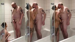 shower & pee with danni