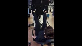 Brazilian slut takes it in the gym with her trainer