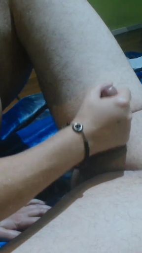 Epic moment from &quot;Cheating wife gives stranger a handjob&quot;