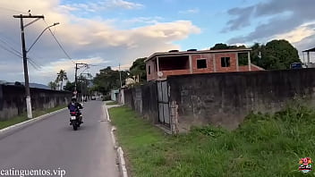 O pe&atilde_o saiu do trab com chule, sebo e muito mijo