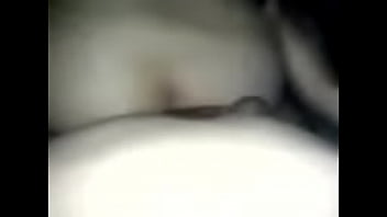 MONTANDO DE ESPALDAS