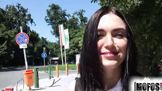 Mofos - Jemmy Sapphire getting fuck inside the park