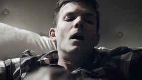 stepmom's helping hand4vyVhRx