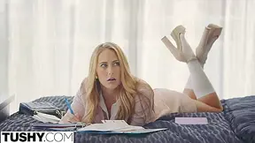 Carter Cruises Luxurious Anal Gape