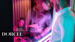 ”The evening of Tiffany Leiddi in a Swinger Club”