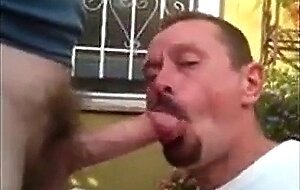Daddy come y traga lefa de su novio