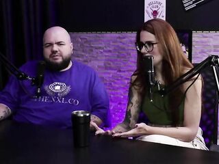 LOOKING FOR A TRANSGENDER WOMAN TO FILM WITH BUT IT'S DIFFICULT - BELLA RUIVA & VINICIUS (MOAI TV)