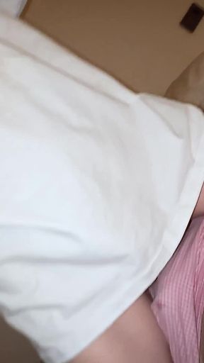 Squirting in Toilet 2 Times Afrer Old 69 Yeras Old Man Fuck to Clean My Vagina From His Cum