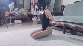 Japanese-style bondage, kneeling punishment, and whipping 02