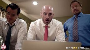 Brazzers Ariella Ferrera – Honey, It’s A Motorbunny