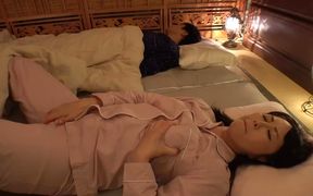 Kiriko Kinosaki, the braless wife who was seduced by her husband´s boss