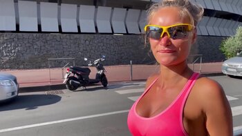Monika Fox's Morning Run: Barefoot and Pantyless in the City