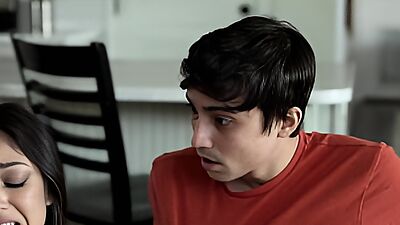 Xxlayna Marie tells Stepbro, He put a load in me that took 2 days to come out! -S21:E5