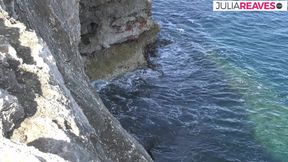 Horny girl masturbates before giving a hand job to a cumshot