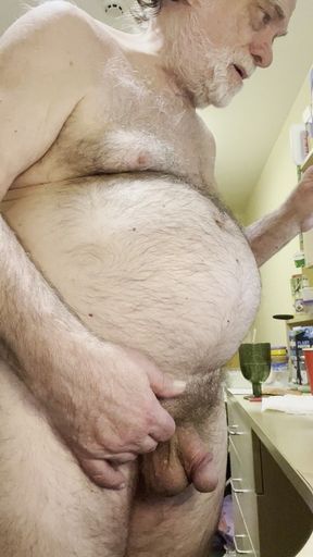 Coach Karl's Mid-afternoon Stiffy During a Live Cam Show 6231