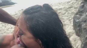 putaria na praia de nudismo com as gostosa do brasil