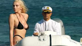 ”VIXEN Kendra Sunderland Fucking On The Beach”