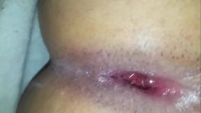 Probando juguete nuevo en mi culo