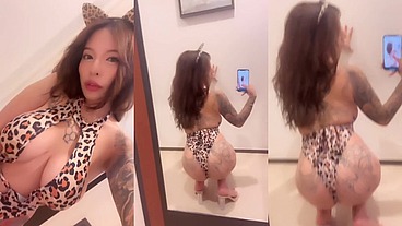 In the mirror I am particularly engorged.