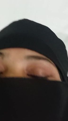Thrilling moment from &quot;Muslim aunty was squirting during fuck&quot;