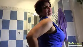 Mature MILF shows off her big natural tits and ass in sexy underwear