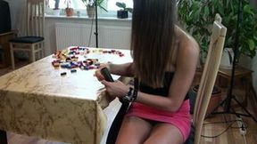 Vacuuming Stupid Brothers LEGO Domino HD-480