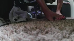 Tiny Human Put in His Place UnderGiantess MXDominion’s Desk 4k