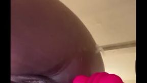 Ebony babe fucks on mirror