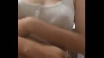 Mexicana muestra sus ricas tetas en periscope