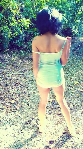 Hottie Wyld Yasmin Gorgeous Exhibitionist Likes to Always Flash Her Pussy and Ass in Public