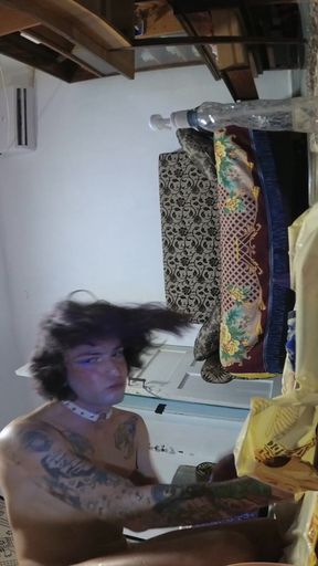 Xxxl Dildo in the Ass