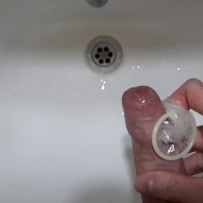 Cumming into CONDOM