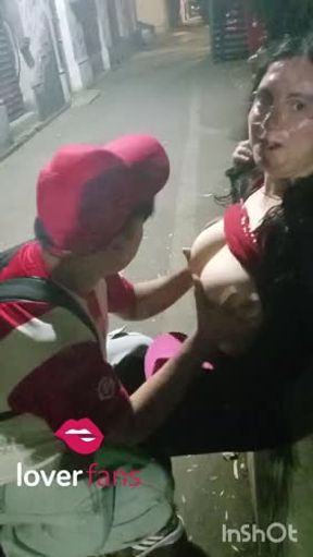Le digo al cornudo que solo voy a ir a fumar ?